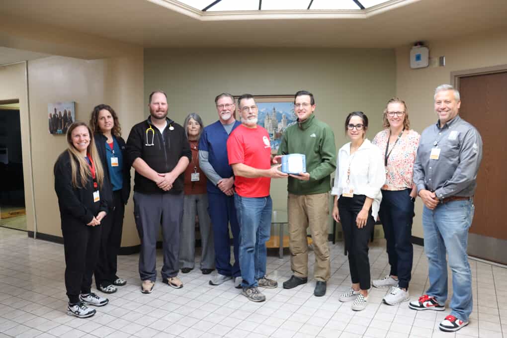 SLV Health's PLC donates AED to AVSAR.