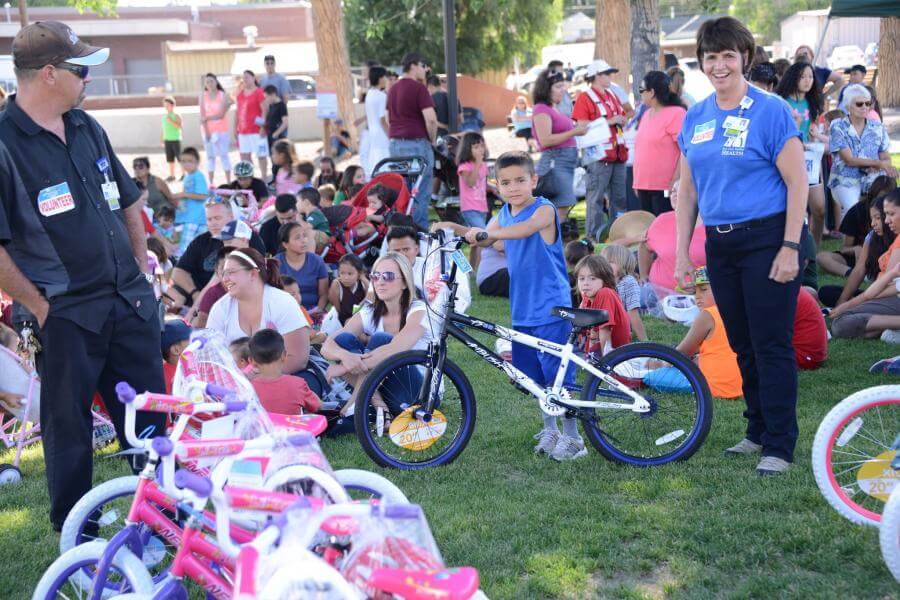 kids with bikes